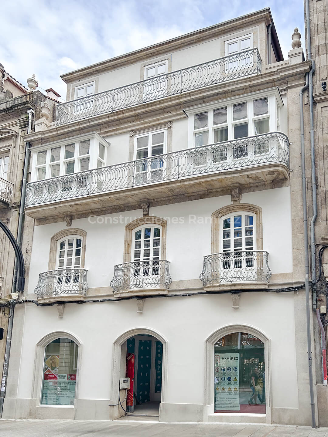 Ejecución De Rehabilitación De Edificio 33